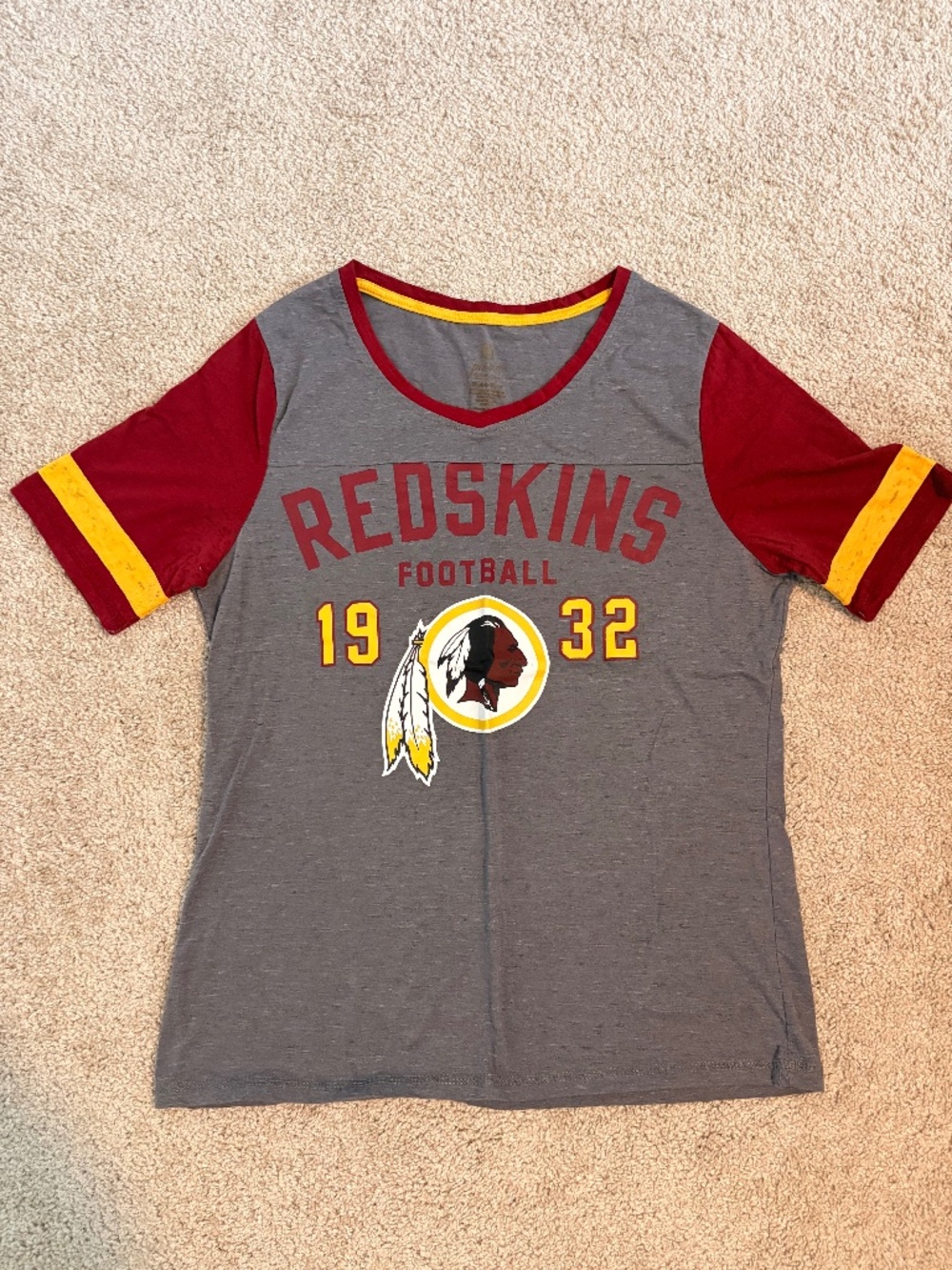 Women's NFL Redskins (Commanders) T-shirt - XL